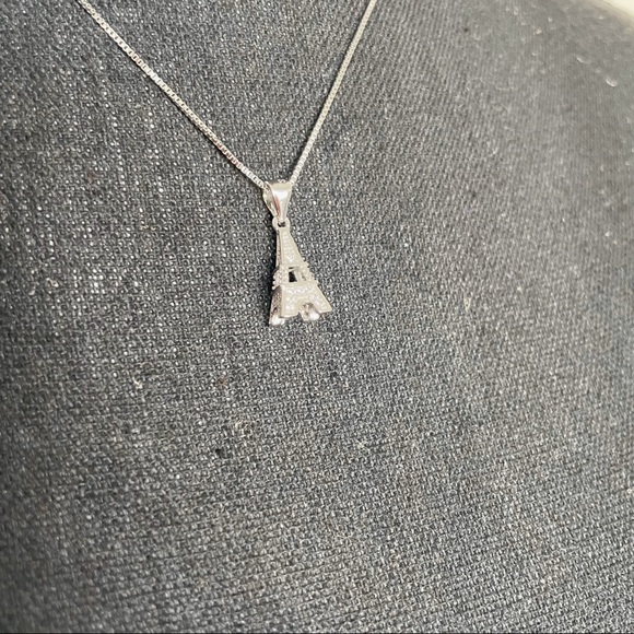 NIB 💕 Sterling Silver 925 Eiffel Tower Trendy Necklace - Picture 6 of 7